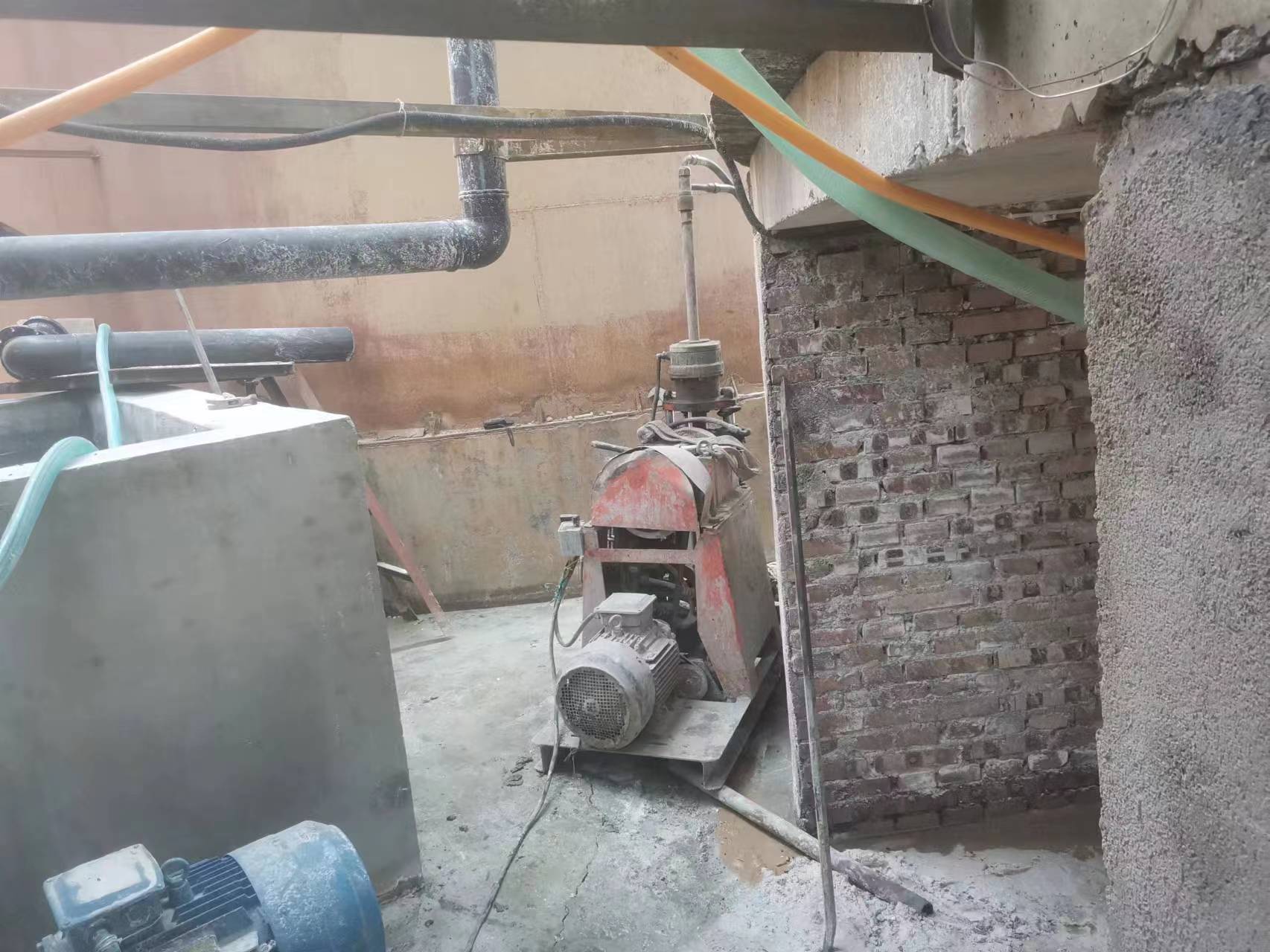 白鹭湖管理区设备基础注浆